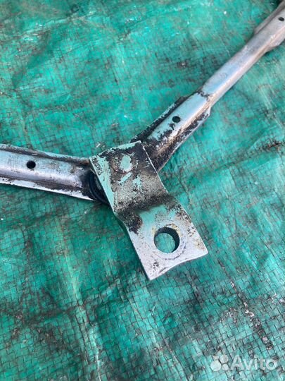 Трапеция стеклоочистителей Opel Astra H Астра Аш