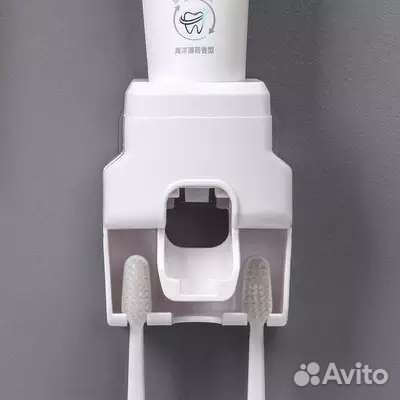 Дозатор для зубной пасты и держатель щеток