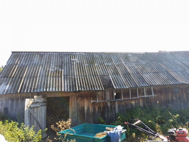 Дом 25 м² на участке 1,5 га