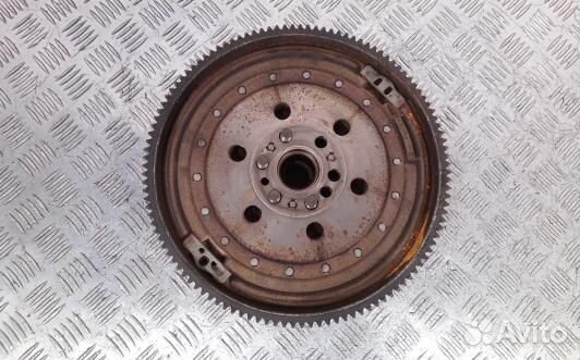 Маховик демпферный бензиновый BMW 3 E90/E91 (LPH01