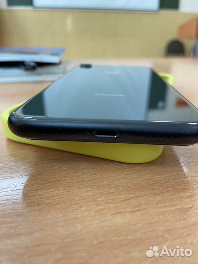 iPhone Xr, 128 ГБ