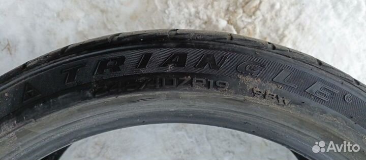 Triangle TR967 245/40 R19 98