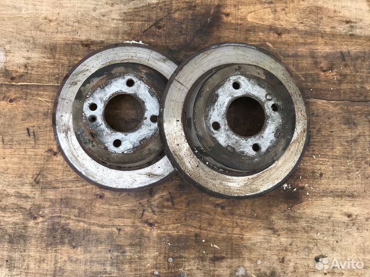 Диск тормозной задний Kia Rio 3 Hyundai Solaris