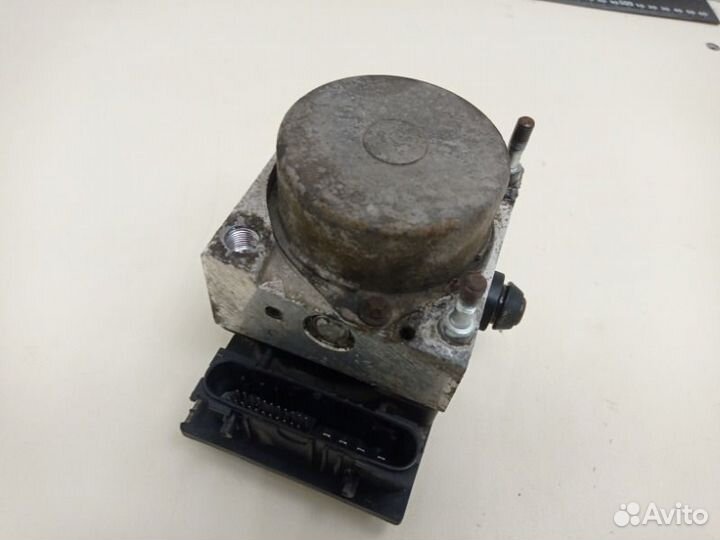 Блок ABS (насос) Suzuki Sx4 M16A-1383925 1.6 2008