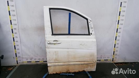Дверь передняя правая mercedes benz vito W639 (2UK