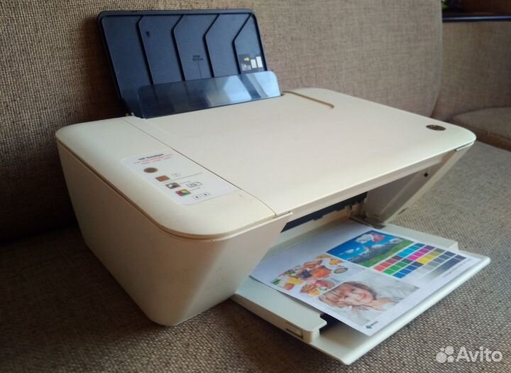 Мфу HP Deskjet 1515 + картриджи