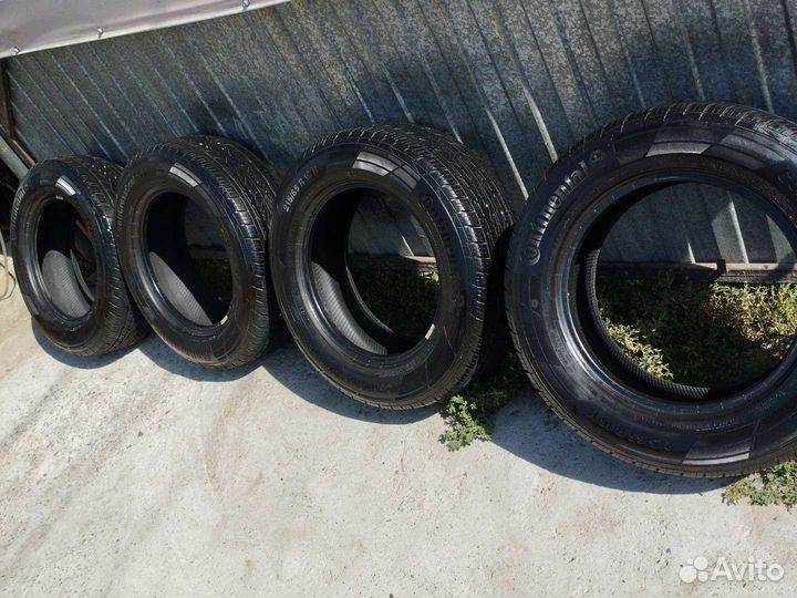 Continental ContiCrossContact LX2 215/65 R16 98H