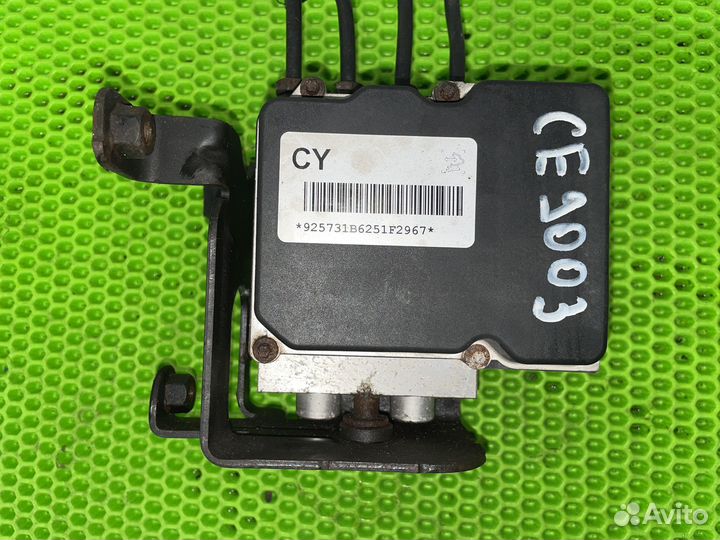 Блок ABS Cadillac Escalade GMT900