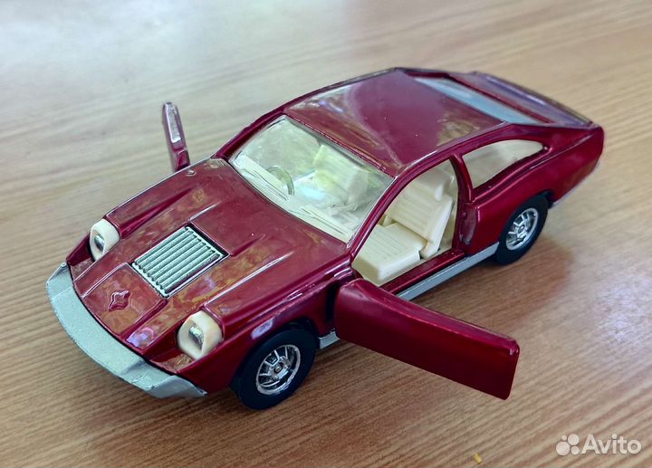 Модель Marcos Mantis Corgi 312