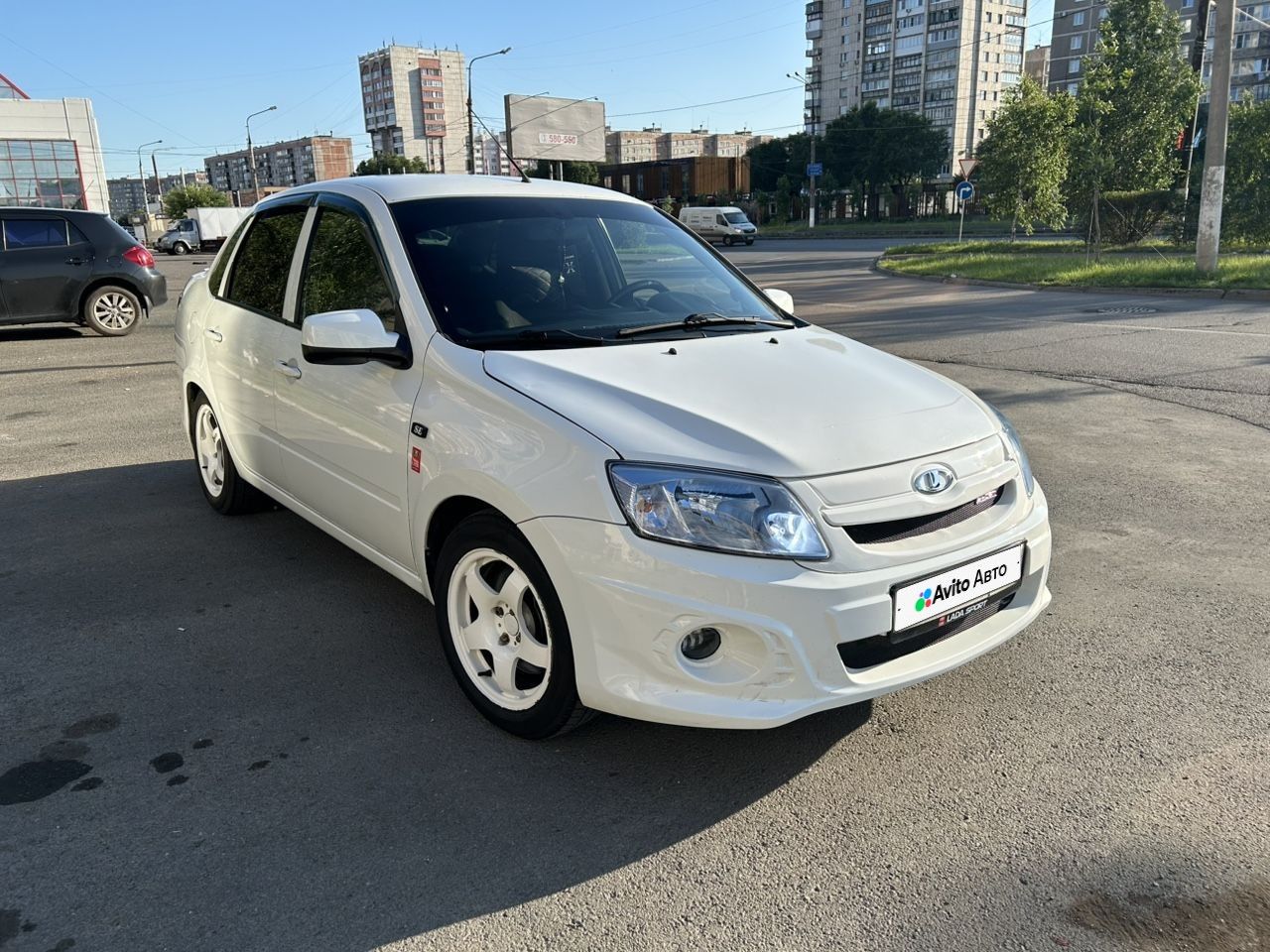 ВАЗ (LADA) Granta: фото владельца