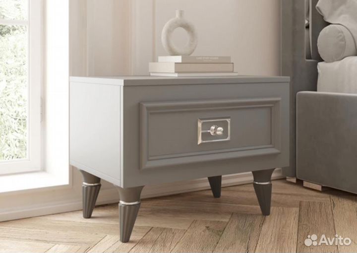 Тумба прикроватная