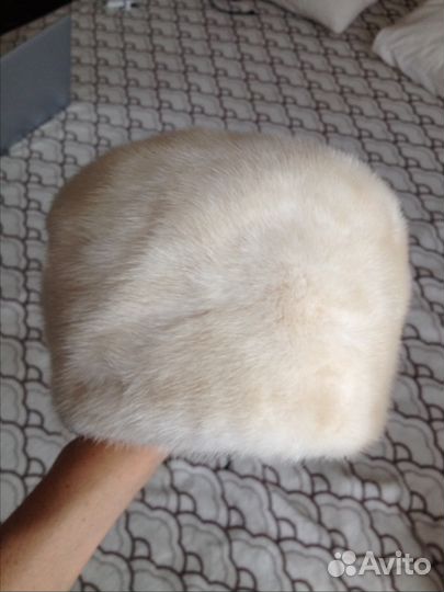 Женская норковая шапка
