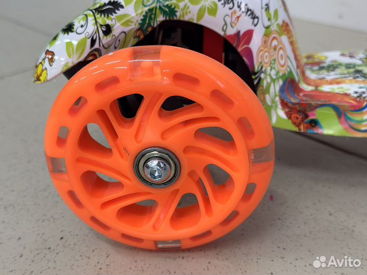 Самокат трехколесный Mini новый