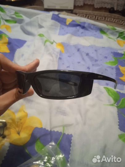 Солнцезащитные очки мужские