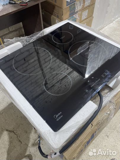 Новая индукционная Варочная панель Midea