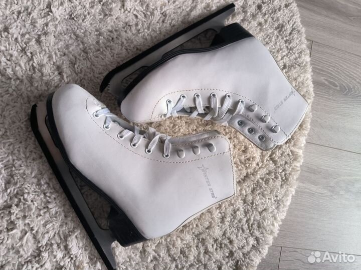 Коньки фигурные 36 размер