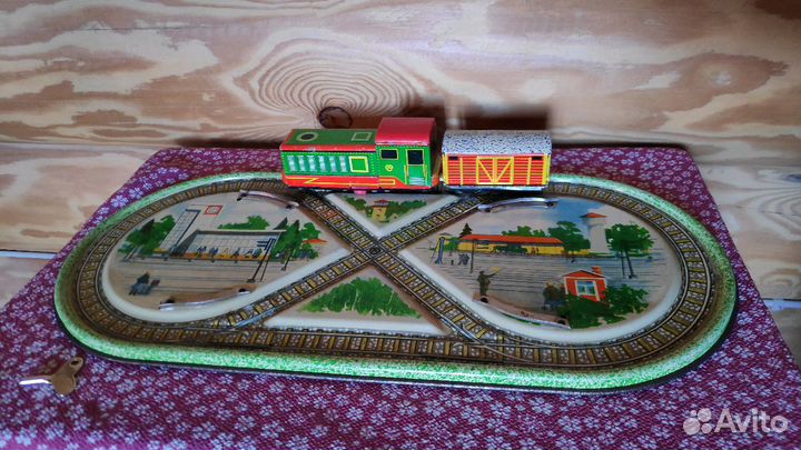 Маневровый локомотив лзм игрушка СССР