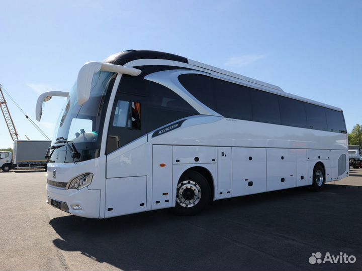 Туристический автобус Golden Dragon XML6129, 2024