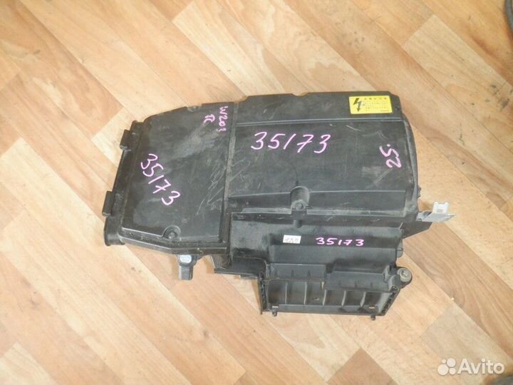 Корпус возд. фильтра Mercedes Benz/ E-Class,C-Class,CLK-Class,SLK-Class/ W211,W212,W203,W204,W209,R1