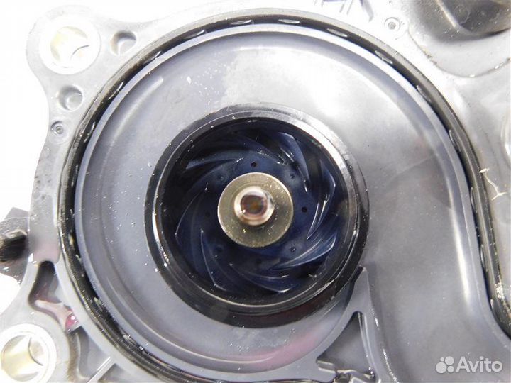 Помпа Toyota Prius ZVW30 2ZR-FXE