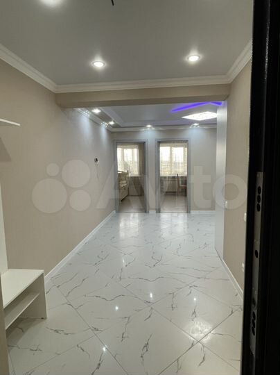 2-к. квартира, 70 м², 10/16 эт.