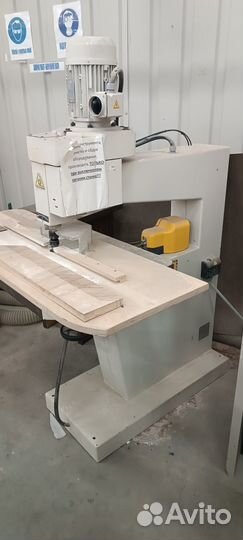 Фрезерный станок по дереву ручной