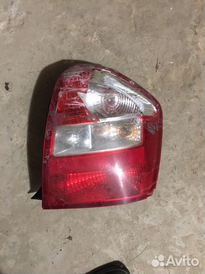 Фара kia cerato 1