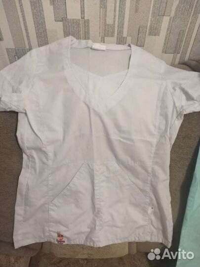 Женский медицинский костюм