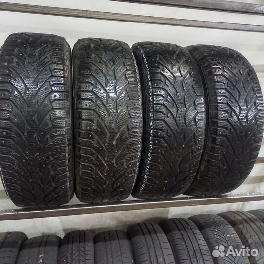 Matador MP 50 Sibir Ice 215/65 R16 98T