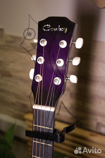 Акустическая гитара