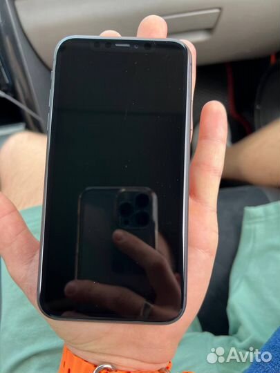 iPhone 11 128