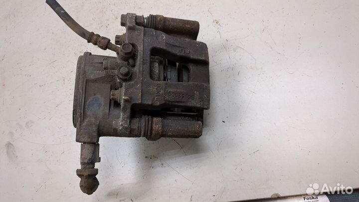 Суппорт Hyundai i40, 2011