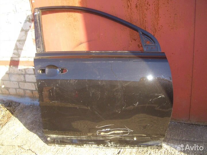 Дверь передняя правая Тойота Раф 4 с 13