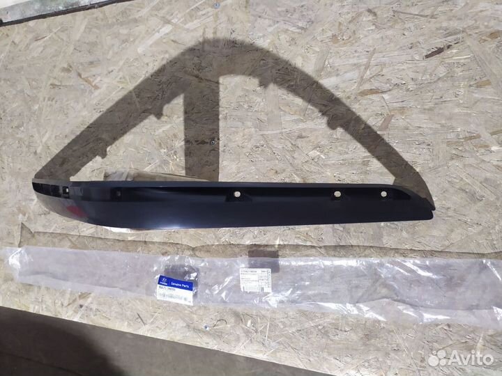 Молдинг заднего бампера левый Hyundai Equus 2009