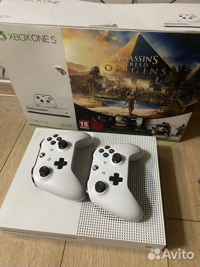 Xbox One s 2 геймпада 1tb