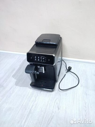 Кофемашина Philips EP2030/10 Series 2200 LatteGo