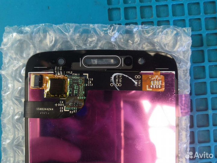 Motorola G5s дисплей