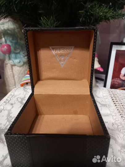 Оригинальный футляр от часов