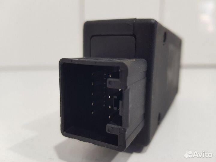 Блок управления люком (Changan CS35)