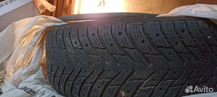 Nokian Tyres Hakkapeliitta 8 185/65 R15
