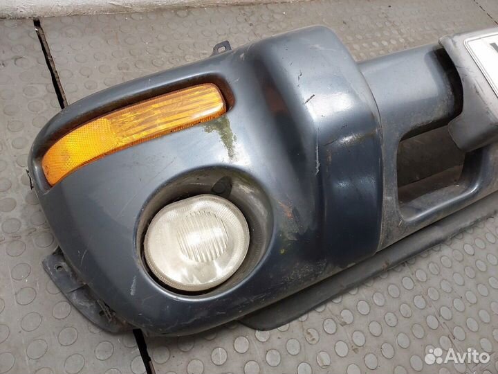 Бампер передний Jeep Liberty, 2002