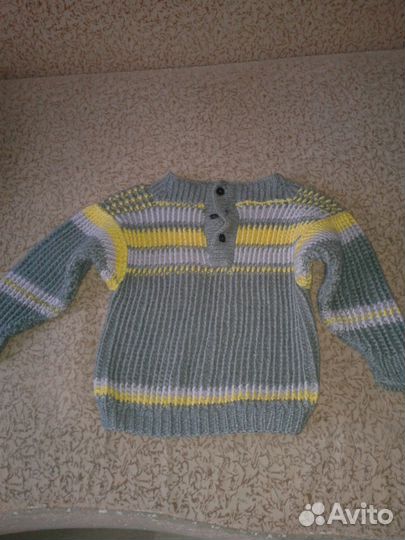 Продам теплую кофту