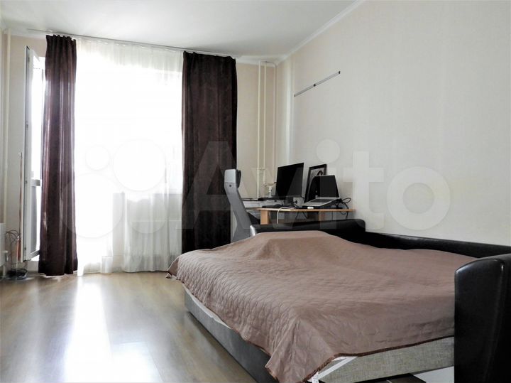 3-к. квартира, 80 м², 2/25 эт.