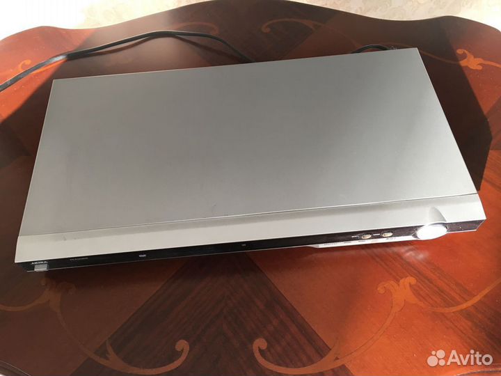 DVD плеер akira PD-K3228DR