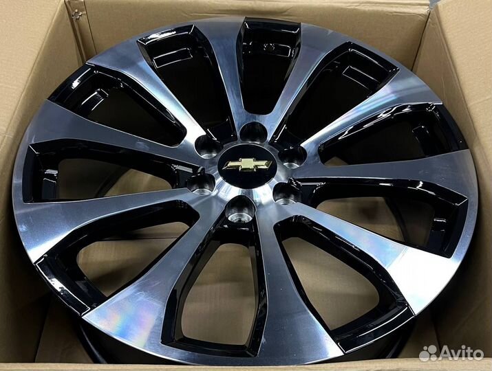 Диски для Cadillac Escalade Кадиллак Ескалейд R22