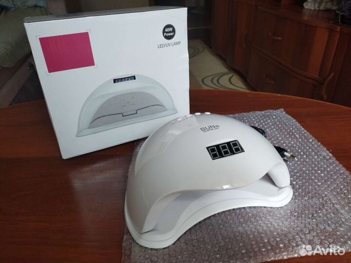 Уф лампа для ногтей новая