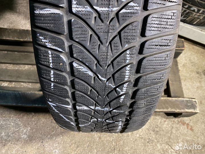 Dunlop SP Winter Sport 4D 235/55 R17 99V