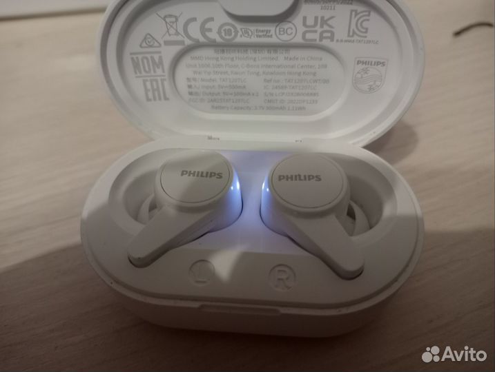 Беспроводные наушники philips TAT1207WT