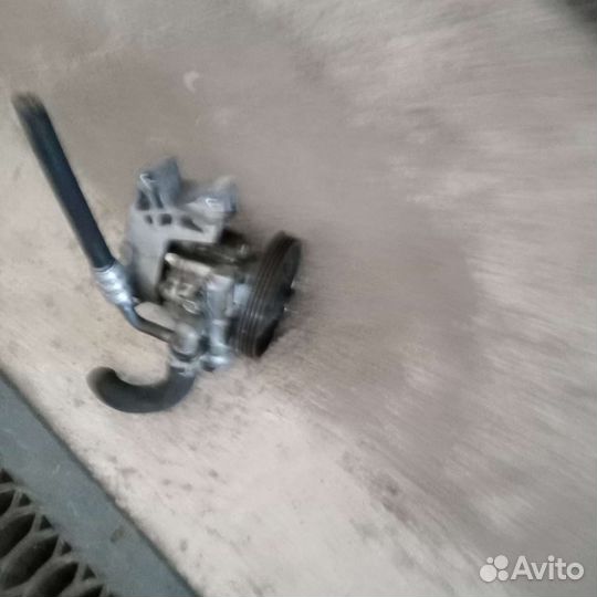 Насос гура на Шевроле Круз