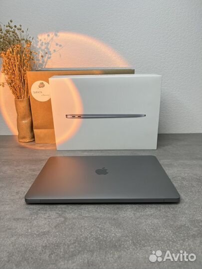 Macbook air 13 m1 8gb 256gb